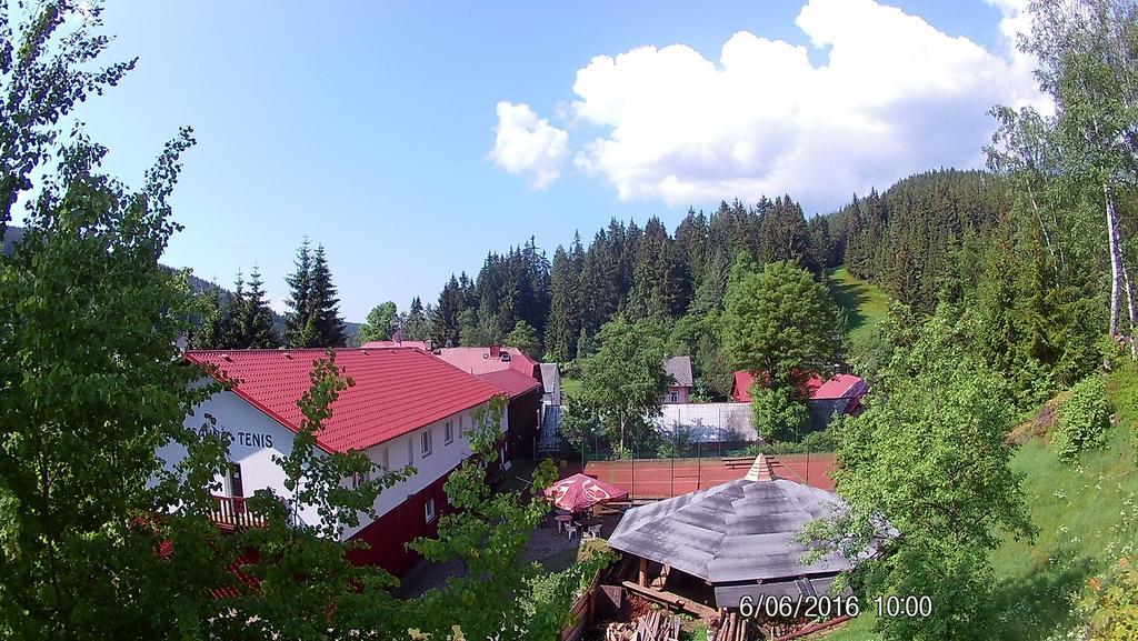 Hotel Malamut Nové Hamry Extérieur photo
