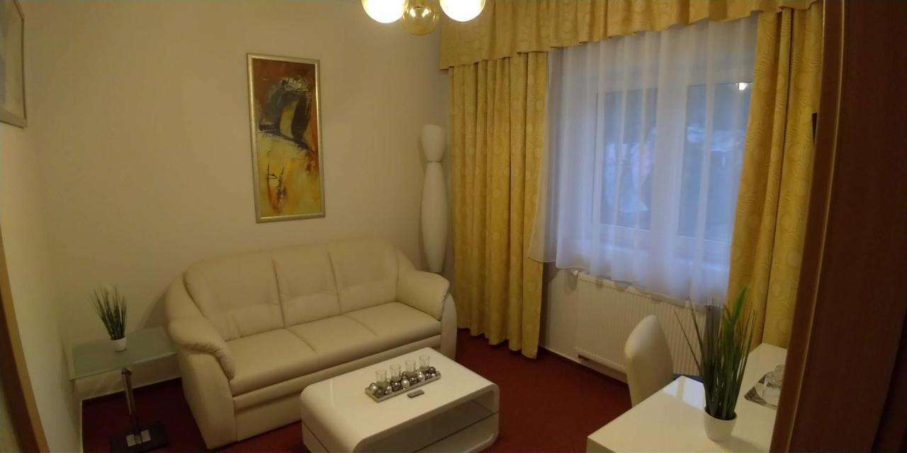 Hotel Malamut Nové Hamry Extérieur photo